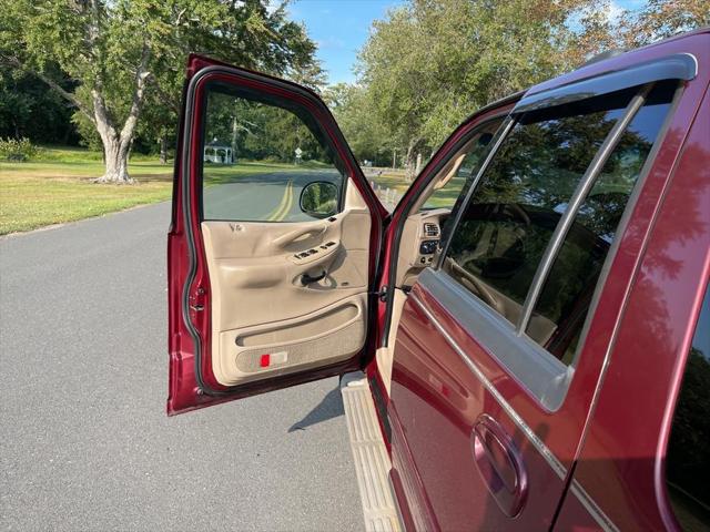 2001 Ford Expedition Eddie Bauer
