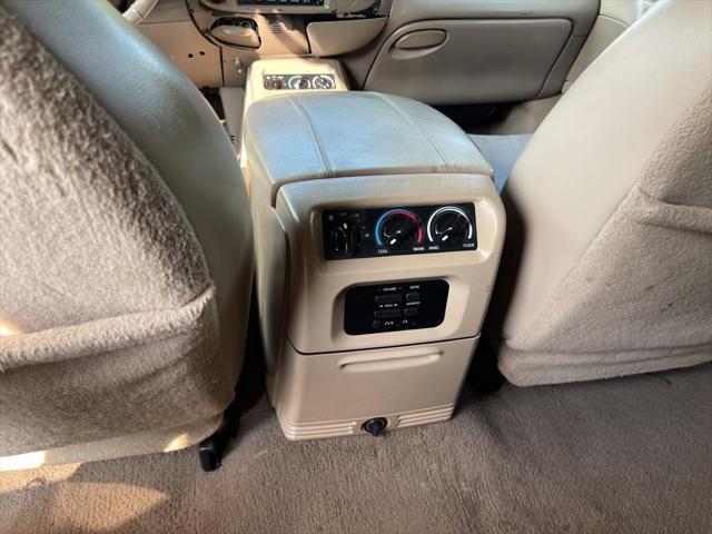 2001 Ford Expedition Eddie Bauer
