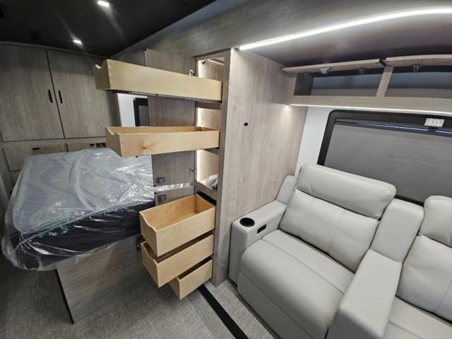 2026 Mercedes-Benz Sprinter 4500 Chassis Standard Roof 4-Cyl Diesel HO