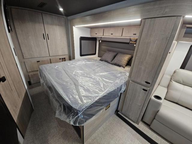 2026 Mercedes-Benz Sprinter 4500 Chassis Standard Roof 4-Cyl Diesel HO