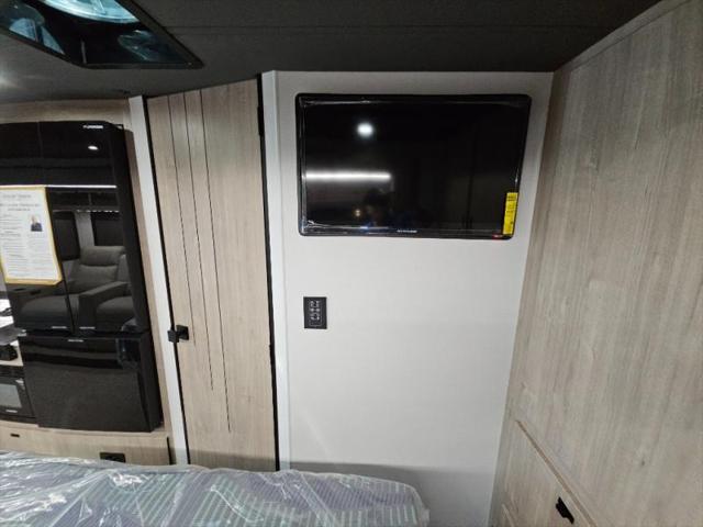 2026 Mercedes-Benz Sprinter 4500 Chassis Standard Roof 4-Cyl Diesel HO
