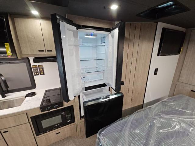 2026 Mercedes-Benz Sprinter 4500 Chassis Standard Roof 4-Cyl Diesel HO