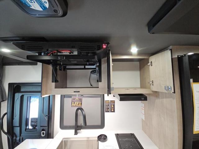 2026 Mercedes-Benz Sprinter 4500 Chassis Standard Roof 4-Cyl Diesel HO