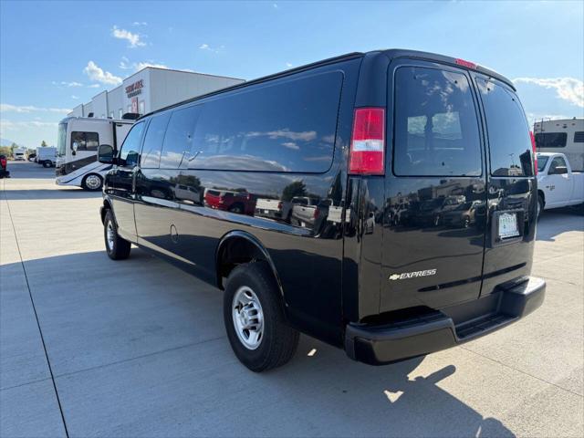 2023 Chevrolet Express Passenger RWD 3500 Extended Wheelbase LS
