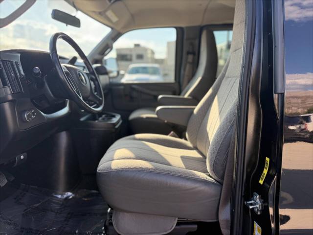 2023 Chevrolet Express Passenger RWD 3500 Extended Wheelbase LS