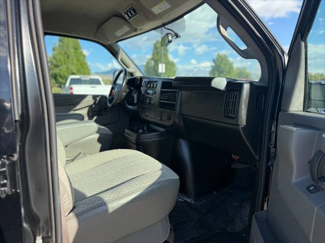 2023 Chevrolet Express Passenger RWD 3500 Extended Wheelbase LS