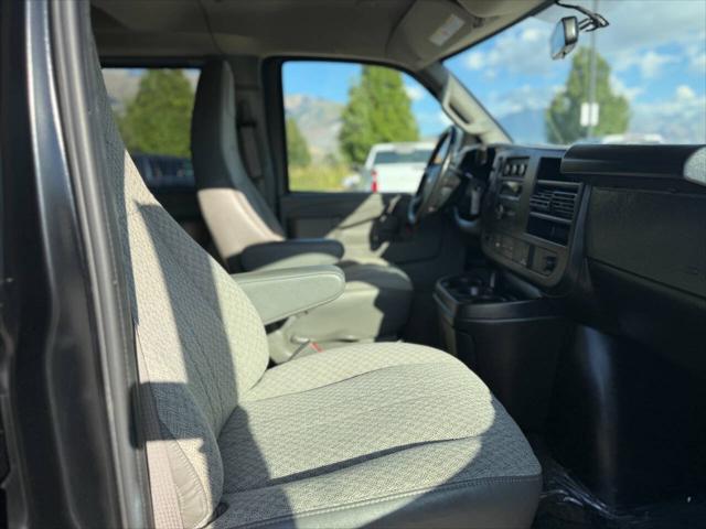 2023 Chevrolet Express Passenger RWD 3500 Extended Wheelbase LS
