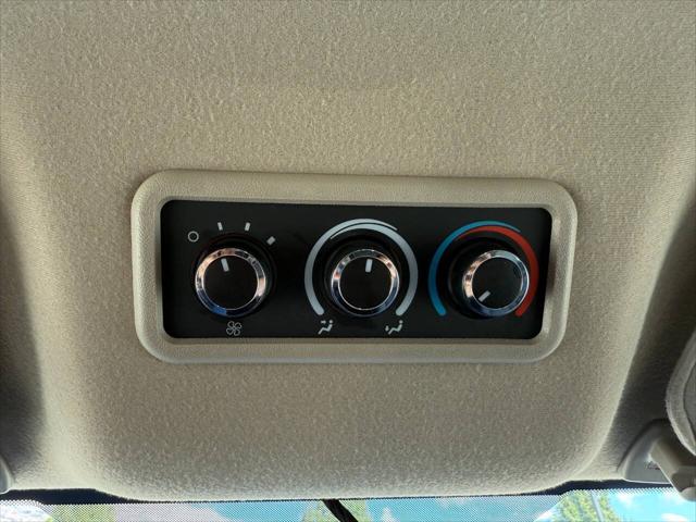 2023 Chevrolet Express Passenger RWD 3500 Extended Wheelbase LS