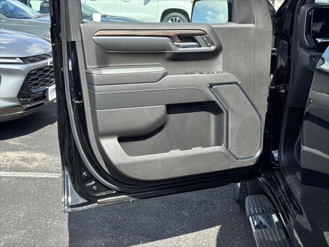 2025 Chevrolet Silverado 1500 4WD Crew Cab Standard Bed LT