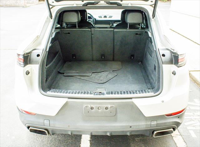 2021 Porsche Cayenne Base