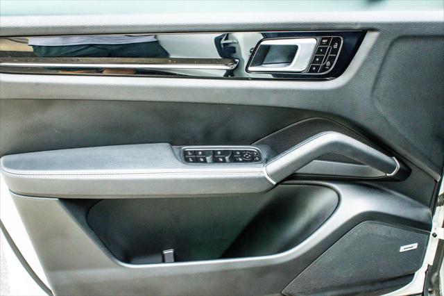 2021 Porsche Cayenne Base