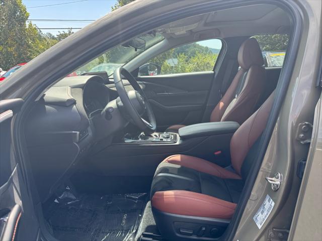 2025 Mazda CX-30 2.5 Carbon Turbo