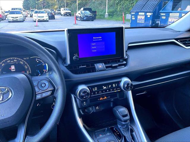 2024 Toyota RAV4 Hybrid LE