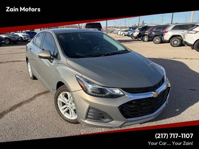 2019 Chevrolet Cruze LT for sale in Springfield, IL