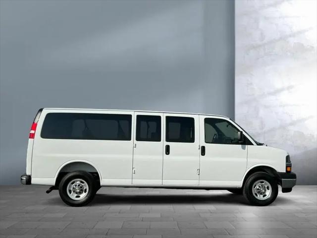 2025 Chevrolet Express Passenger RWD 3500 Extended Wheelbase LT for sale in Sioux Falls, SD