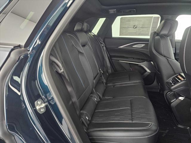 2026 Cadillac iQ V-Series w/1SV
