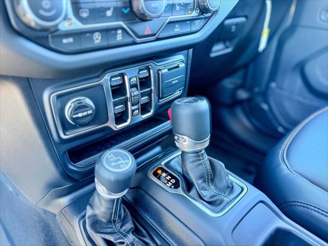 2025 Jeep Gladiator GLADIATOR HIGH TIDE 4X4