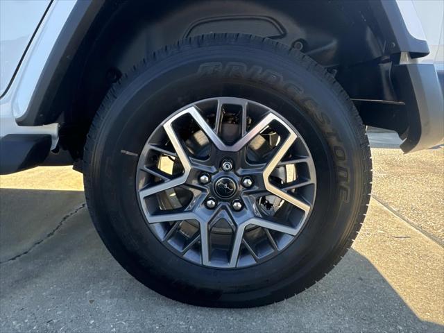 2026 Jeep Wrangler WRANGLER 4-DOOR SAHARA 2026 Jeep Wrangler WRANGLER 4-DOOR SAHARA