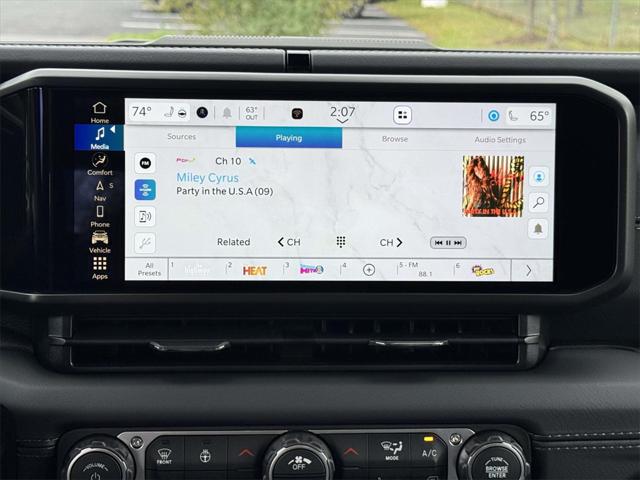 2025 Jeep Gladiator GLADIATOR HIGH TIDE 4X4 2025 Jeep Gladiator GLADIATOR HIGH TIDE 4X4