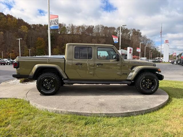 2025 Jeep Gladiator GLADIATOR HIGH TIDE 4X4 2025 Jeep Gladiator GLADIATOR HIGH TIDE 4X4