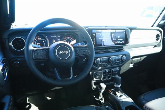 2025 Jeep Gladiator GLADIATOR HIGH TIDE 4X4