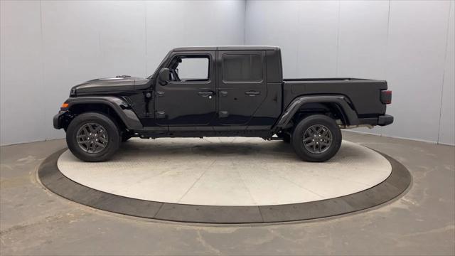 2025 Jeep Gladiator GLADIATOR SPORT S 4X4