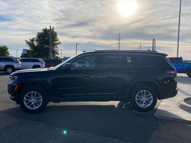 2023 Jeep Grand Cherokee L Laredo 4x4 2023 Jeep Grand Cherokee L Laredo 4x4