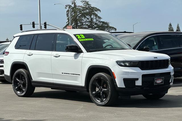 2023 Jeep Grand Cherokee L Altitude 4x4 2023 Jeep Grand Cherokee L Altitude 4x4