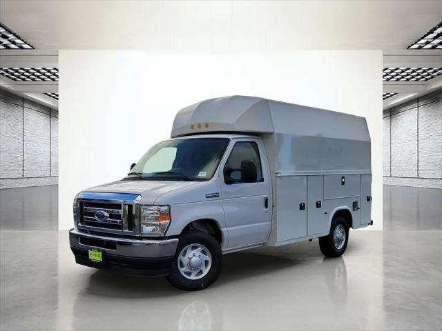 2025 Ford E-350 Cutaway E-Series Cutaway