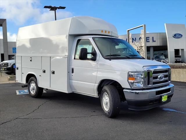2025 Ford E-350 Cutaway E-Series Cutaway