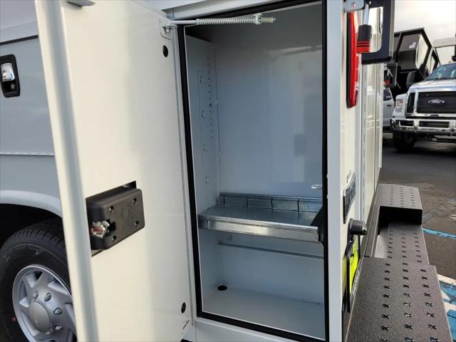 2025 Ford E-350 Cutaway E-Series Cutaway
