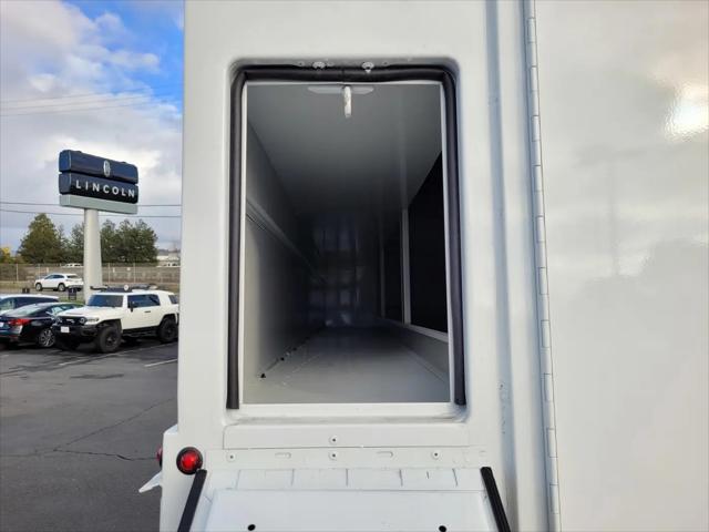 2025 Ford E-350 Cutaway E-Series Cutaway