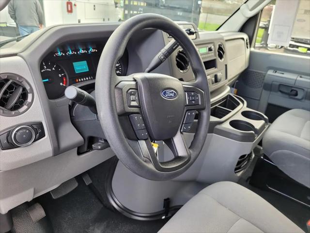 2025 Ford E-350 Cutaway E-Series Cutaway