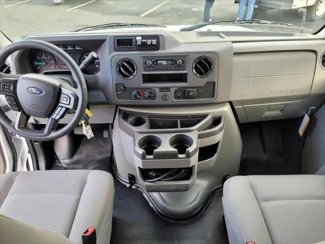 2025 Ford E-350 Cutaway E-Series Cutaway