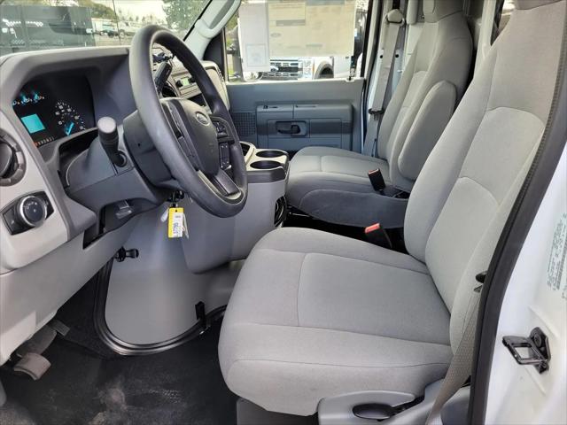 2025 Ford E-350 Cutaway E-Series Cutaway