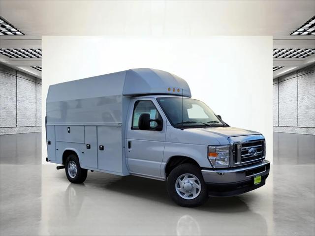2025 Ford E-350 Cutaway E-Series Cutaway