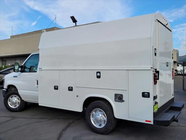2025 Ford E-350 Cutaway E-Series Cutaway