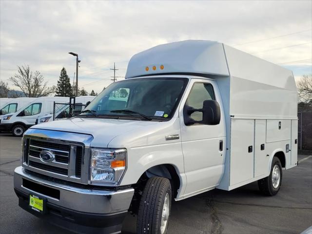 2025 Ford E-350 Cutaway E-Series Cutaway