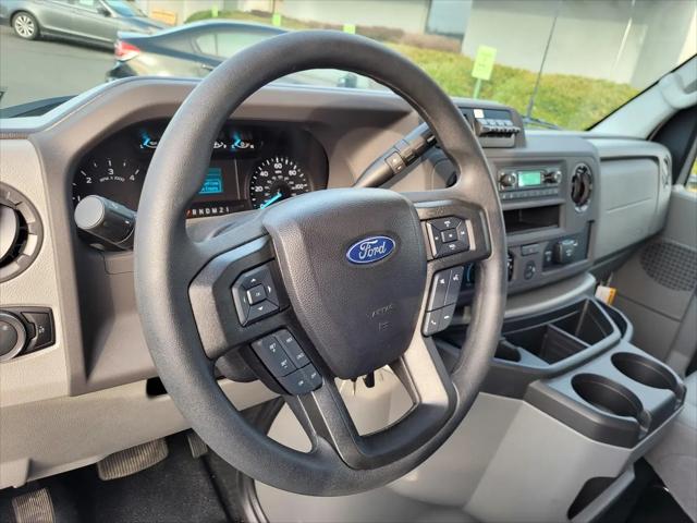 2025 Ford E-350 Cutaway E-Series Cutaway