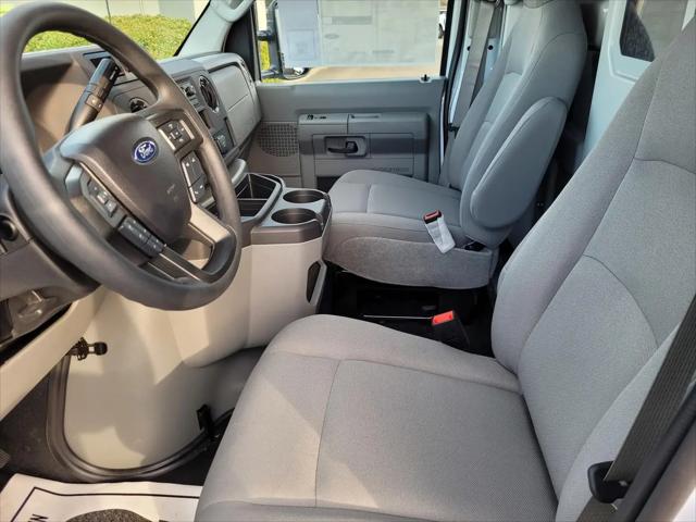 2025 Ford E-350 Cutaway E-Series Cutaway