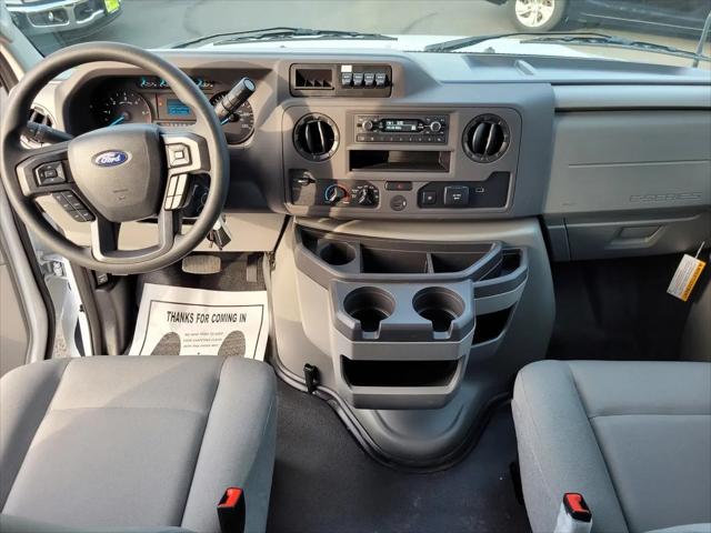 2025 Ford E-350 Cutaway E-Series Cutaway