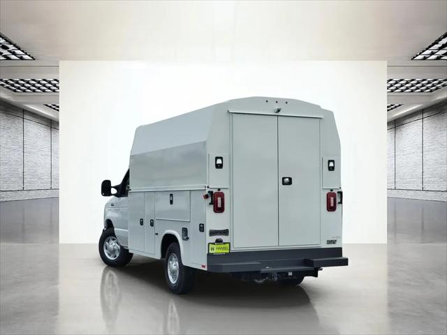 2025 Ford E-350 Cutaway E-Series Cutaway
