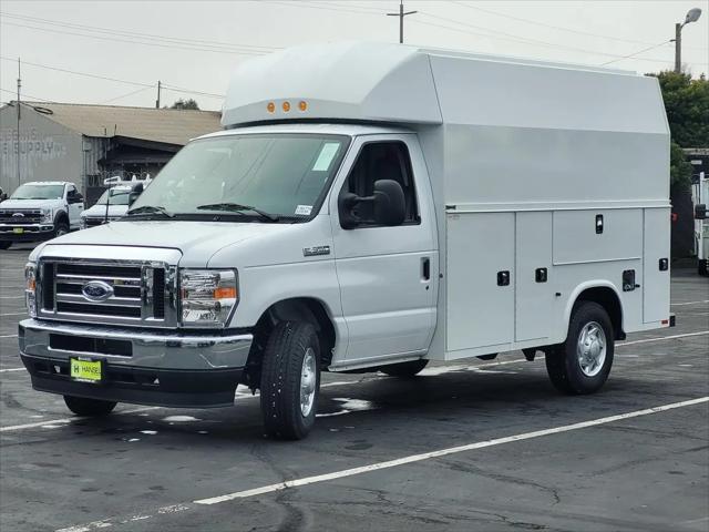 2025 Ford E-350 Cutaway E-Series Cutaway