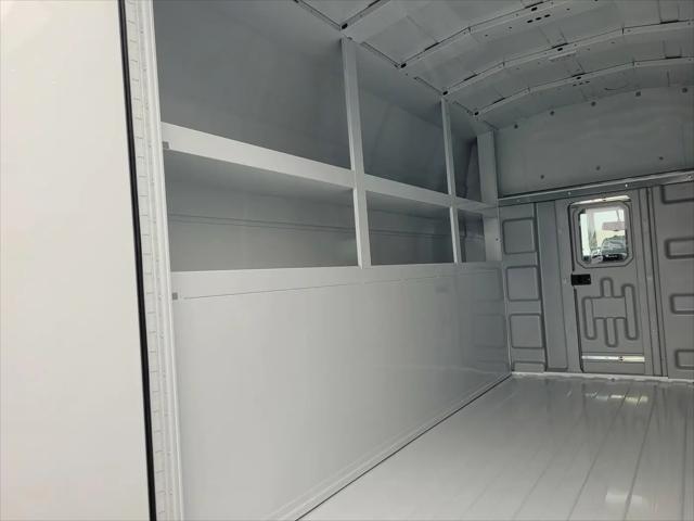 2025 Ford E-350 Cutaway E-Series Cutaway