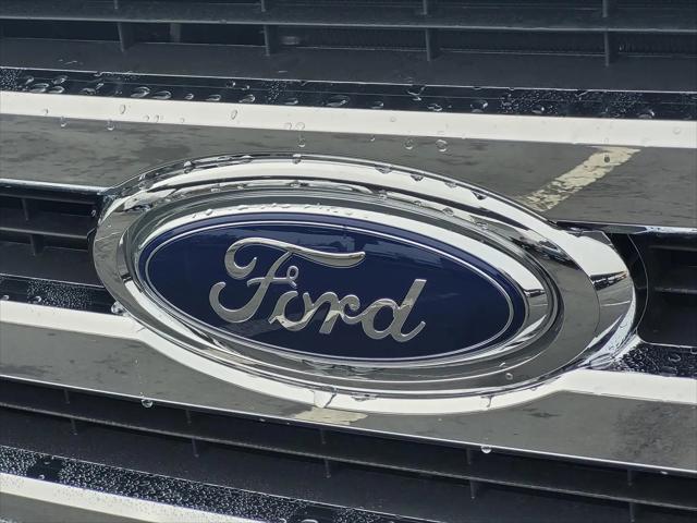 2025 Ford E-350 Cutaway E-Series Cutaway