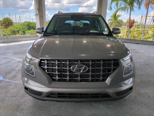 2022 Hyundai Venue SEL