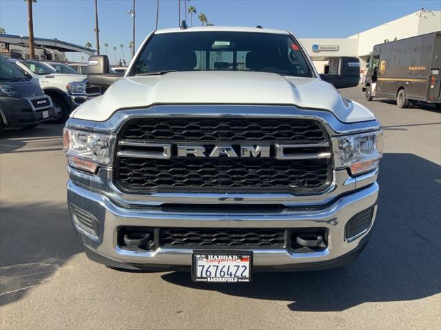 2024 RAM 3500 Tradesman Crew Cab 4x4 8 Box