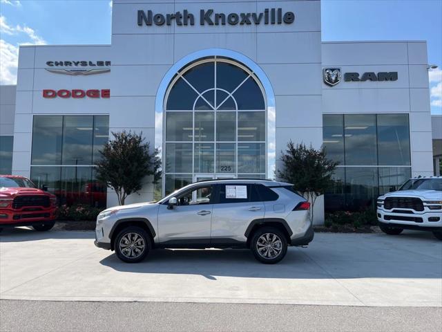 2022 Toyota RAV4 Hybrid XLE Premium