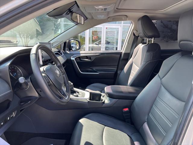 2022 Toyota RAV4 Hybrid XLE Premium