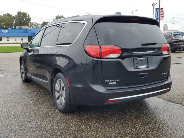2018 Chrysler Pacifica Hybrid Limited